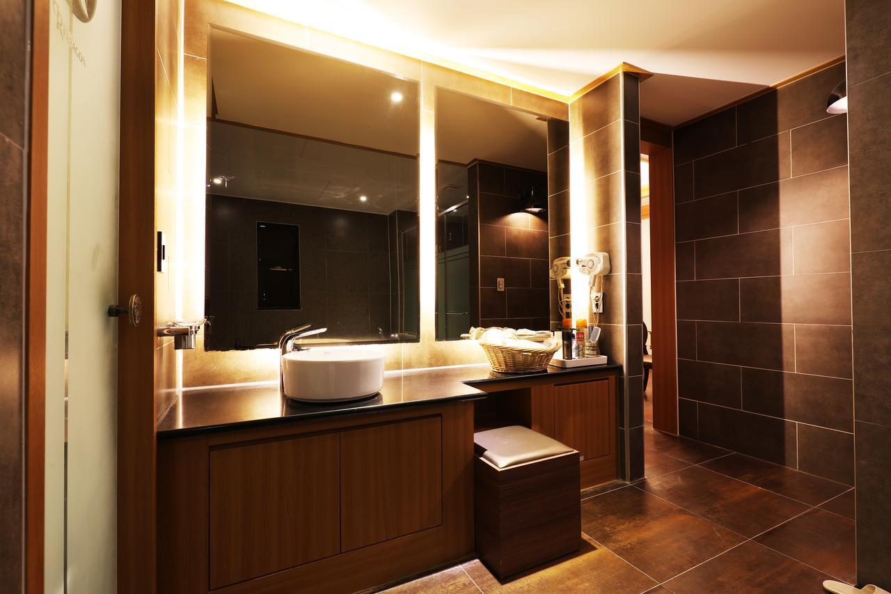 Bucheon Sr Hotel Экстерьер фото