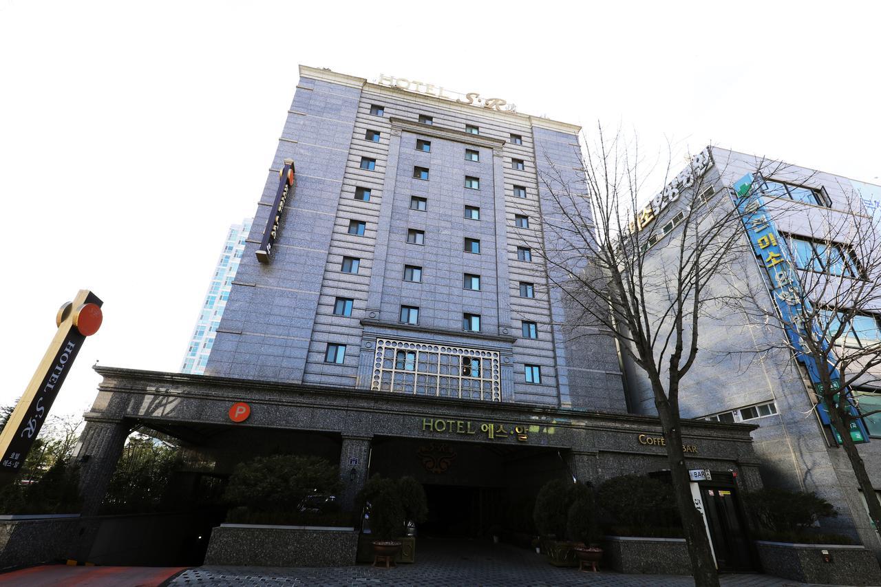 Bucheon Sr Hotel Экстерьер фото